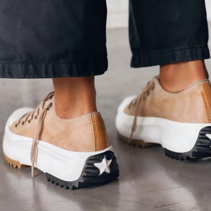 Hallnyra | Trendy Sneakers med Tykk Såle