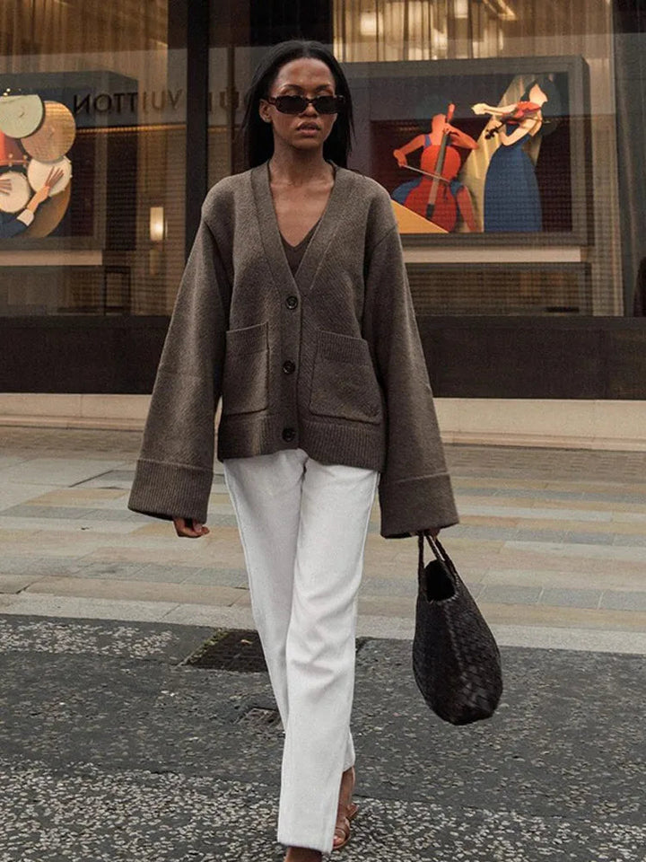 Nova | Elegant V-Hals Cardigan