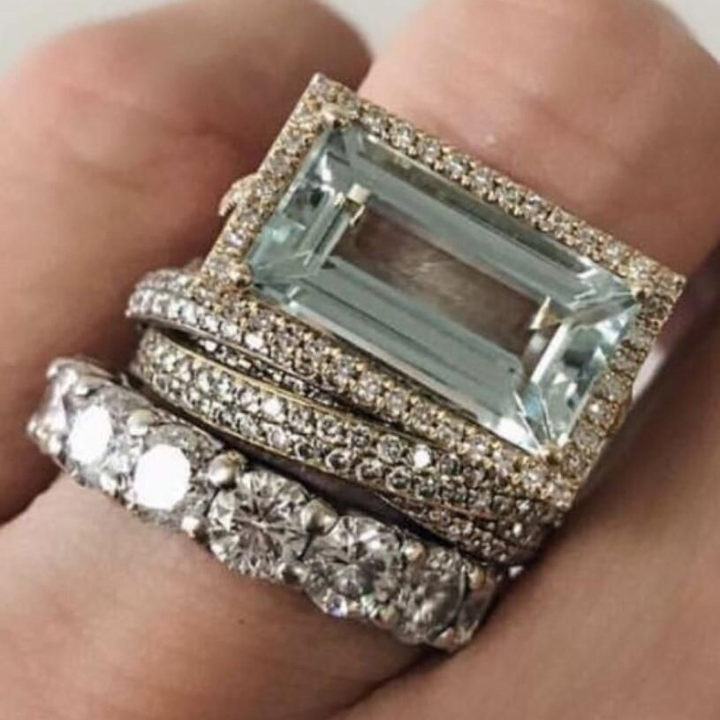 Kristiane | Glitrende Diamantring med Akvamarin